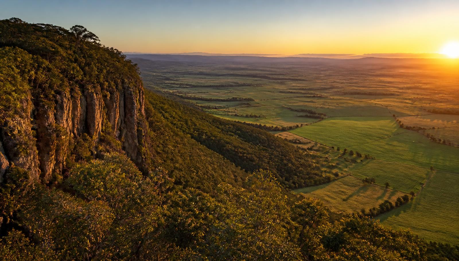Sunset over the Toowoomba escarpment and Darling Downs farmland